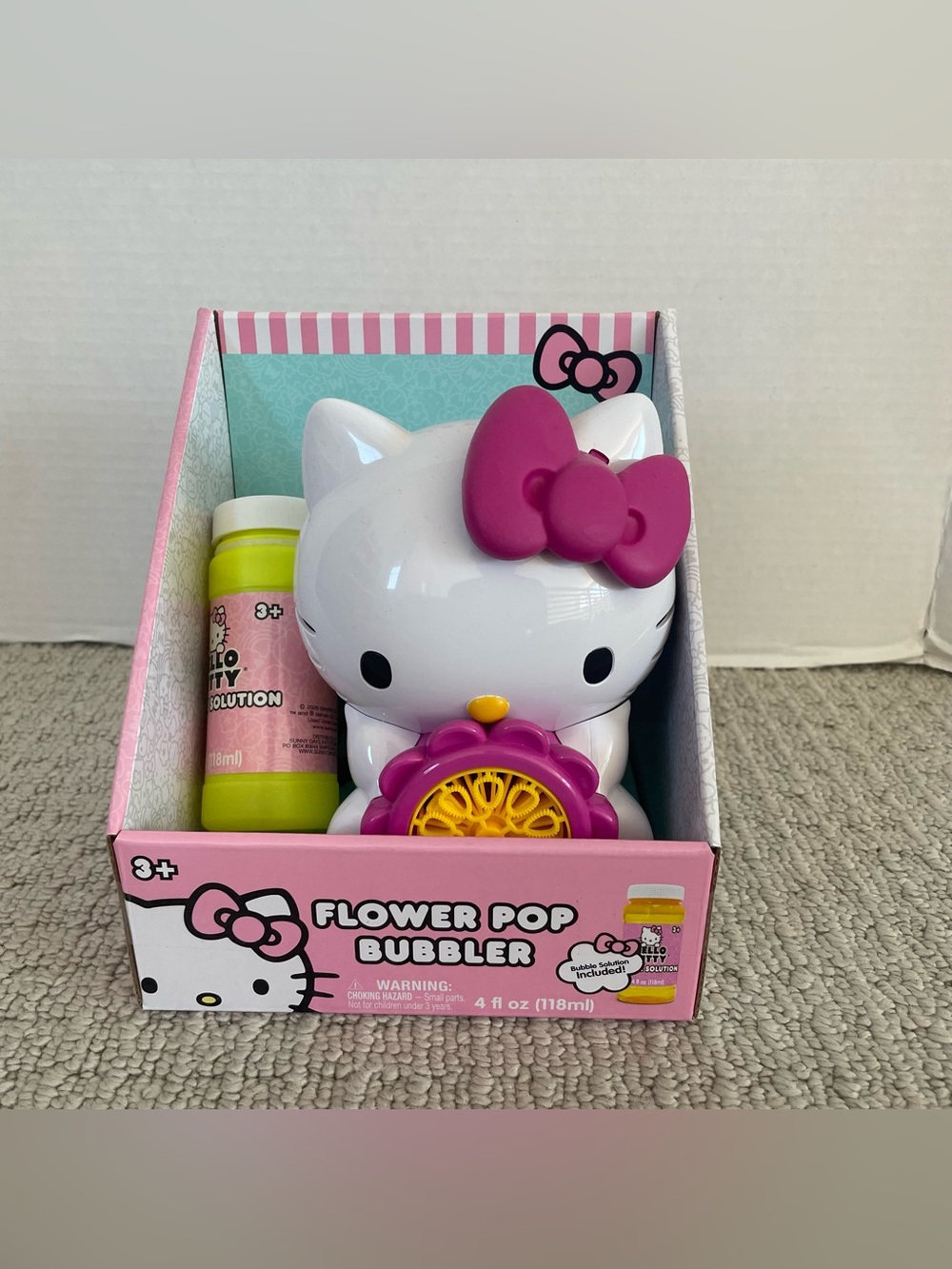 New hello kitty bubble blower